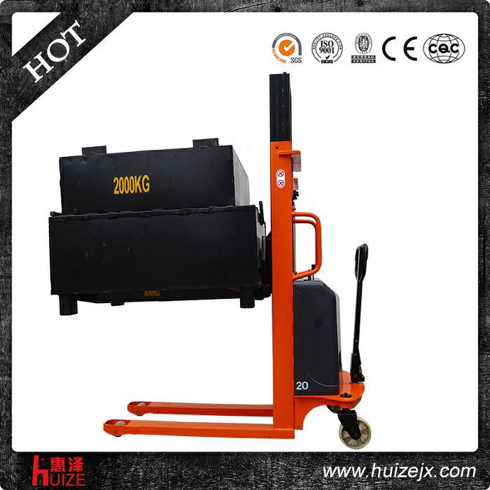 升高4.5米半電動堆高車(三門架) 升高4.5米半電動堆高車(三門架)